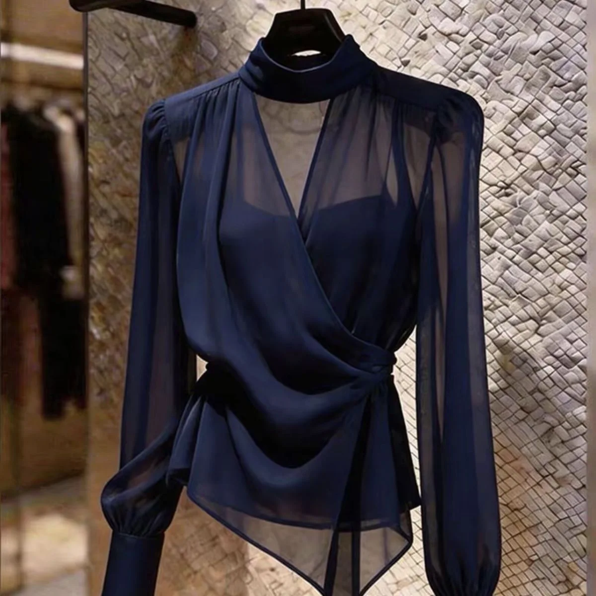 Elegant Long Sleeve Chiffon Shirt Women's Slimming Luxury Feel Top Fashionable 2026 Commute Style Polyester V-neck Regular Le...