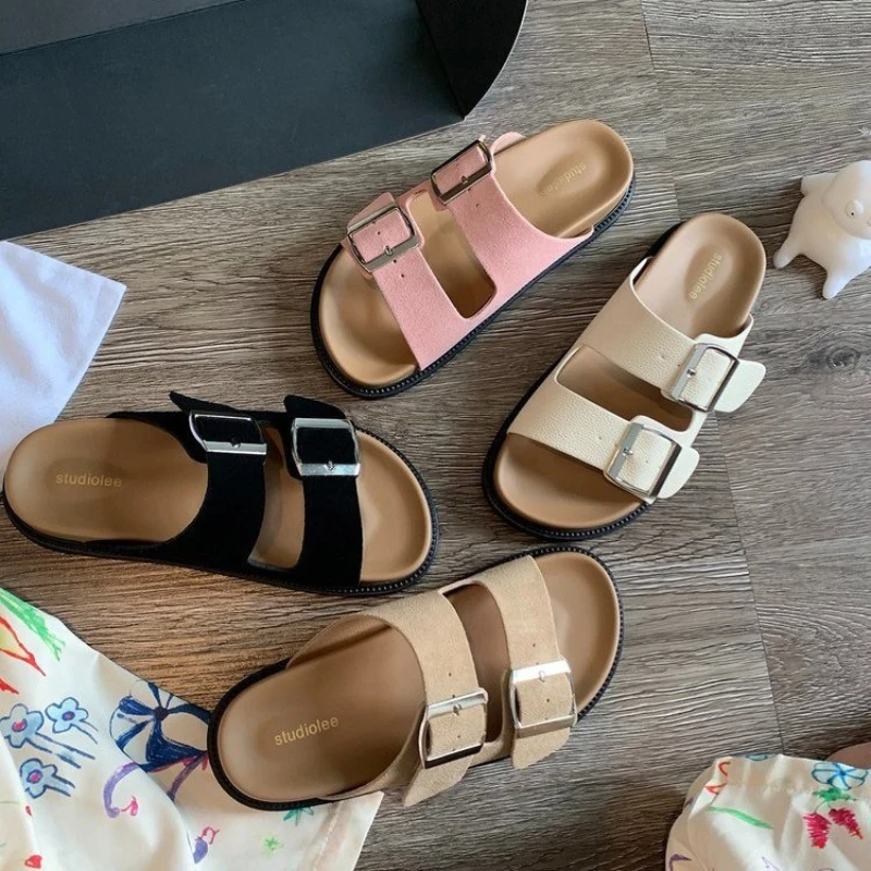 المرأة بو الجلد المدبوغ نعال مسطحة طبقتين مشبك قابل للتعديل المطاط لينة وحيد عدم الانزلاق الصنادل الشاطئ المفتوحة تو الشرائح Sandalias جديد