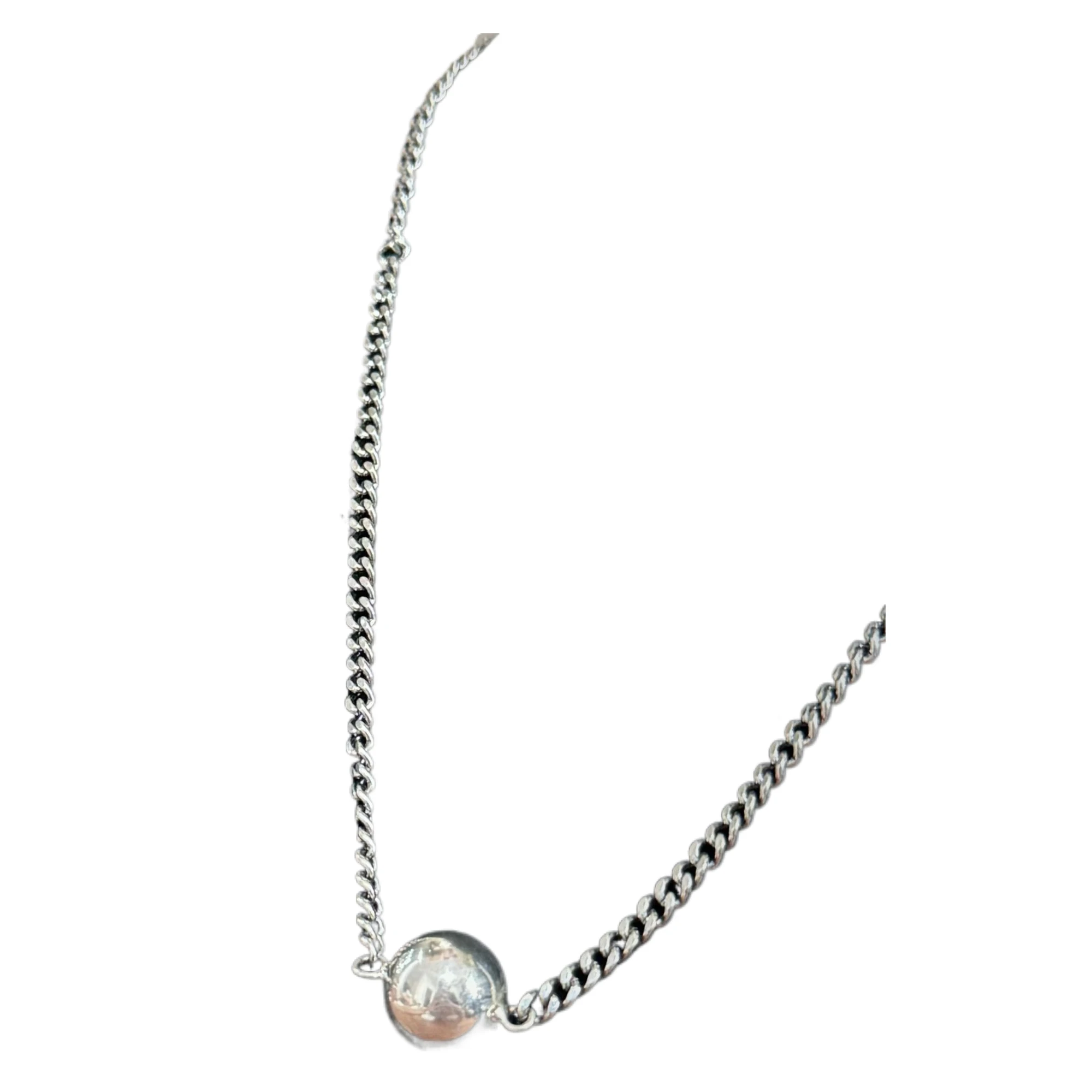 

New 925 sterling silver chain is linked with a large imitation pearl pendant necklace for women's fashion chain pendant jewelry.