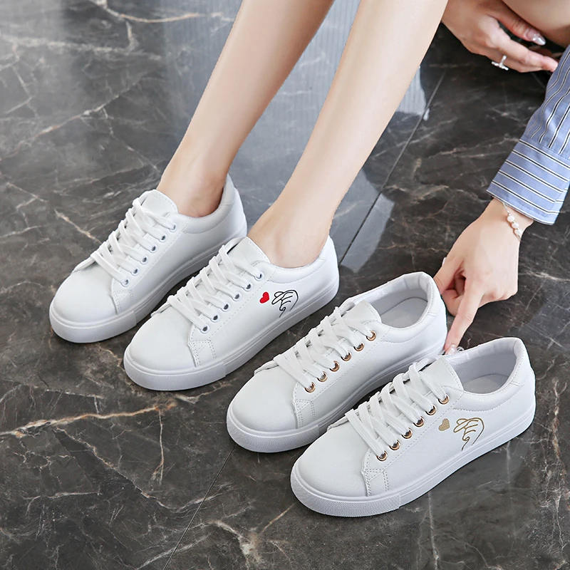 

Fashion White Breathable Women Running Shoes New Spring Autumn Embroidered Flower Lace-Up Casual Sneakers Zapatos De Mujer