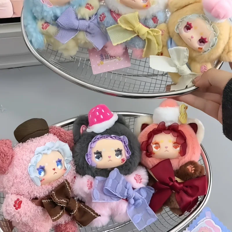 

Lovely Emma Lucky No.1 Series Blind Box Emma Vinyl Plush Keychain Surprise Bag Lovely Animals Pendants Mystery Box Toy Kids Gift