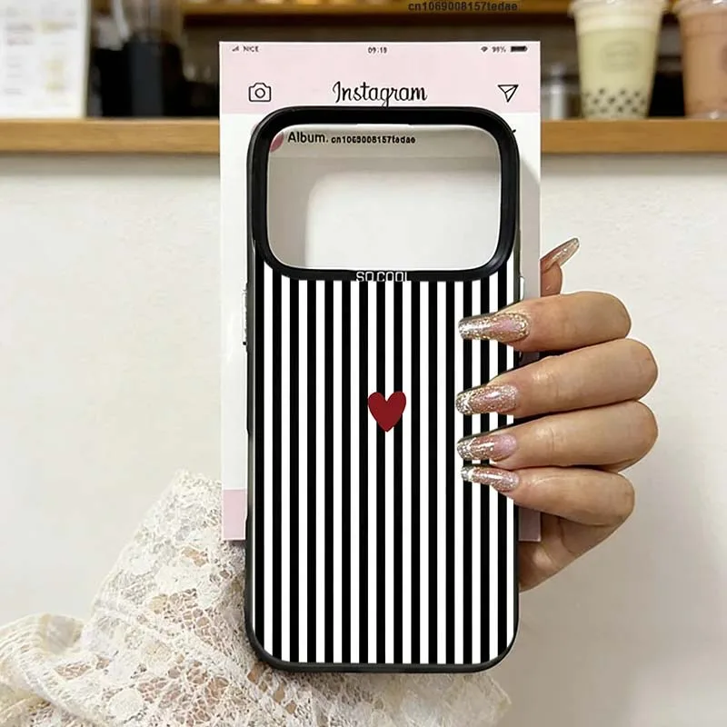 Red Love Heart Striped Phone Case For Huawei Honor 600 400 200 Magic 7 Lite 5G 5 Pro X9D X7D X6D X6C X6B X9B X7B X8A X7A X9A X9 view 3