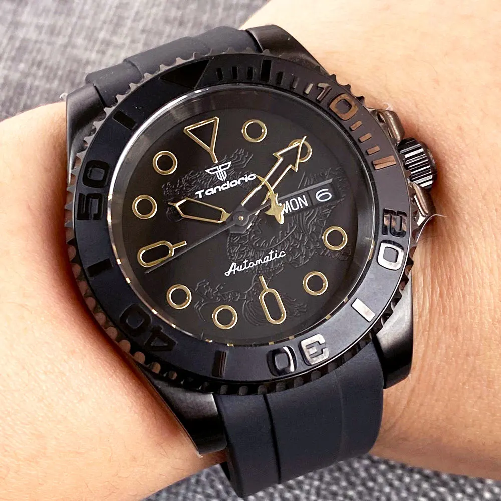 Tandorio New 40mm PVD Dragon Texture Dial Diving Sapphire Glass Watch 200m Waterproof NH36A Black Date Wheel Automatic Men Watch