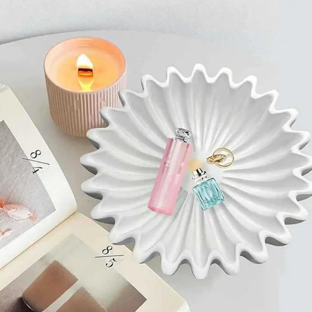 Pliado branco artesanal tigela decorativa, elegante decoração canelada, moderno quarto escritório resina mesa de café estante