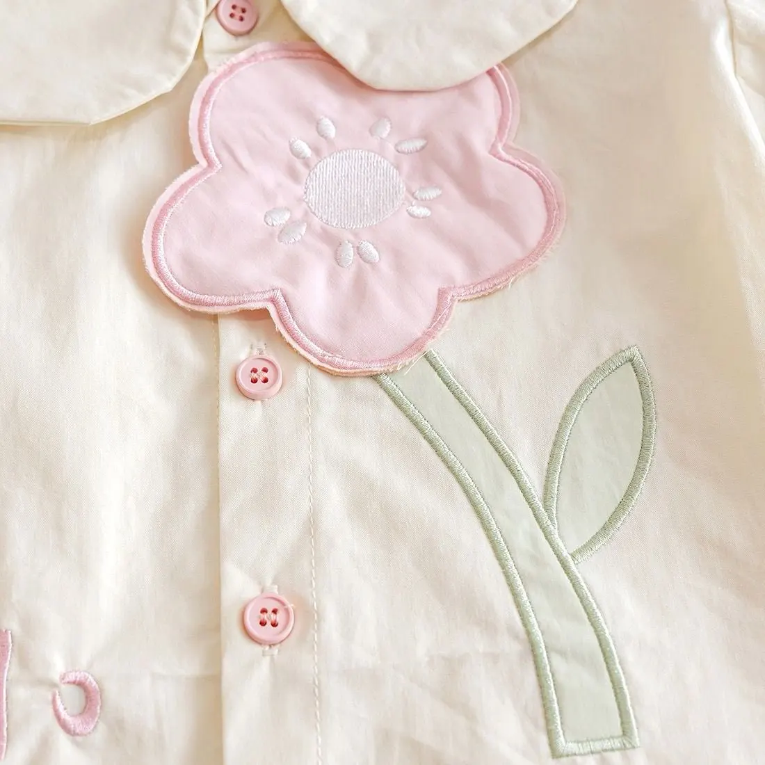 

Girls Shirt Spring and Autumn New Collection Children's Collar Cotton Long sleeved Flower Top