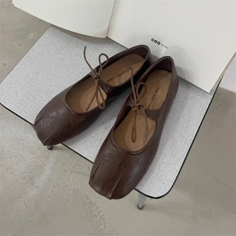2026 Designer Spring Women Ballet Flats Casual Shallow Butterfly-knot Shoes Soft Sole Women's Elegant Leather Dress Shoes