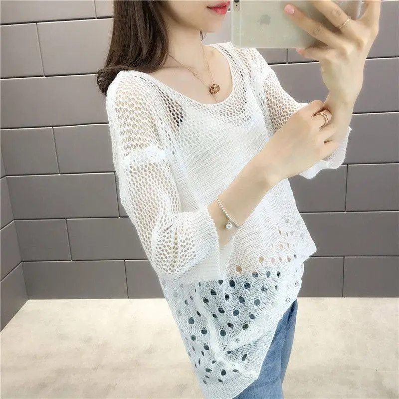 Spring and summer female Crochet round neck bat sleeve sweater jacket strand empty sun protection clothing pullover G27