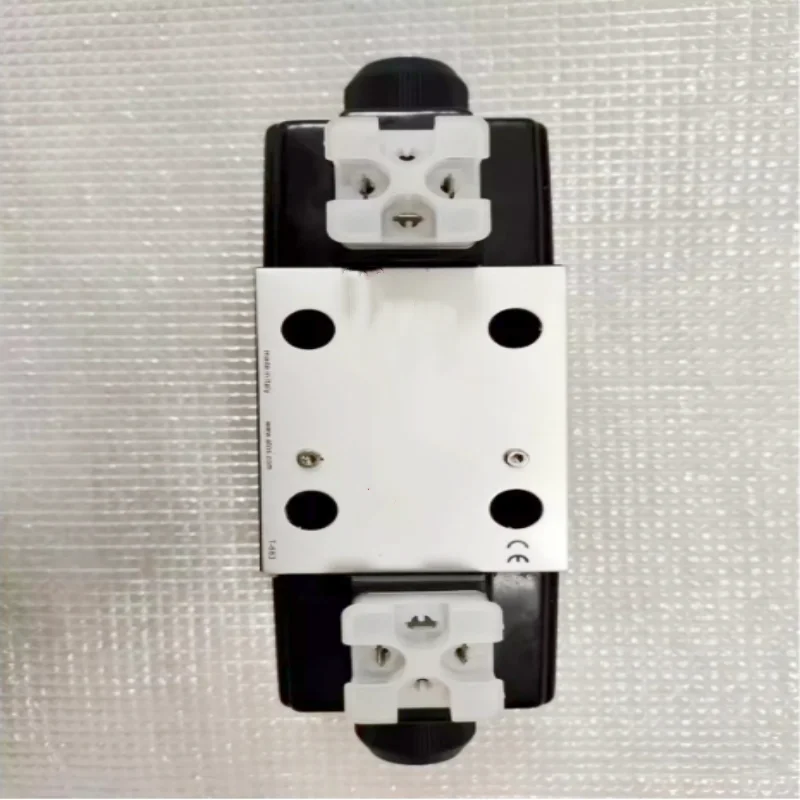 

Brand new original proportional valve QVHZO-AEB-NP-06/12 10 QVHZO-AEB-NP-06/12/I 10 QVKZOR-AEB-NP-10/90 10