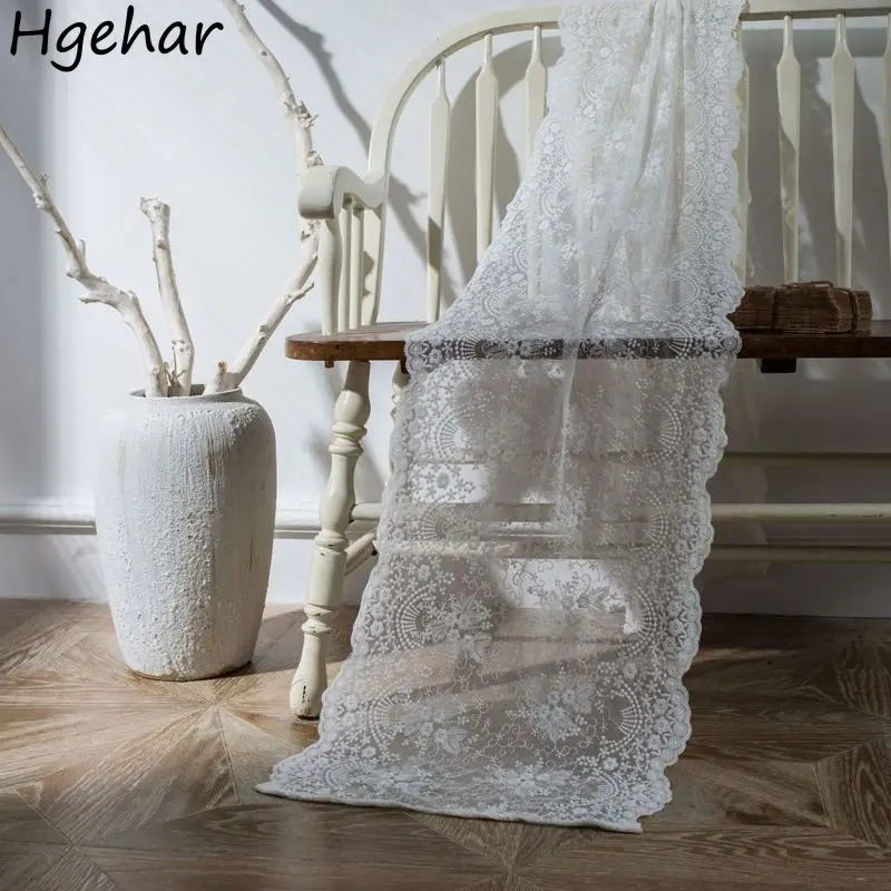 

Lace Table Runner French White Romantic Decorative Wedding Tablecloth Floral Embroidery Camino De Mesa Rectangle Dustproof Cover