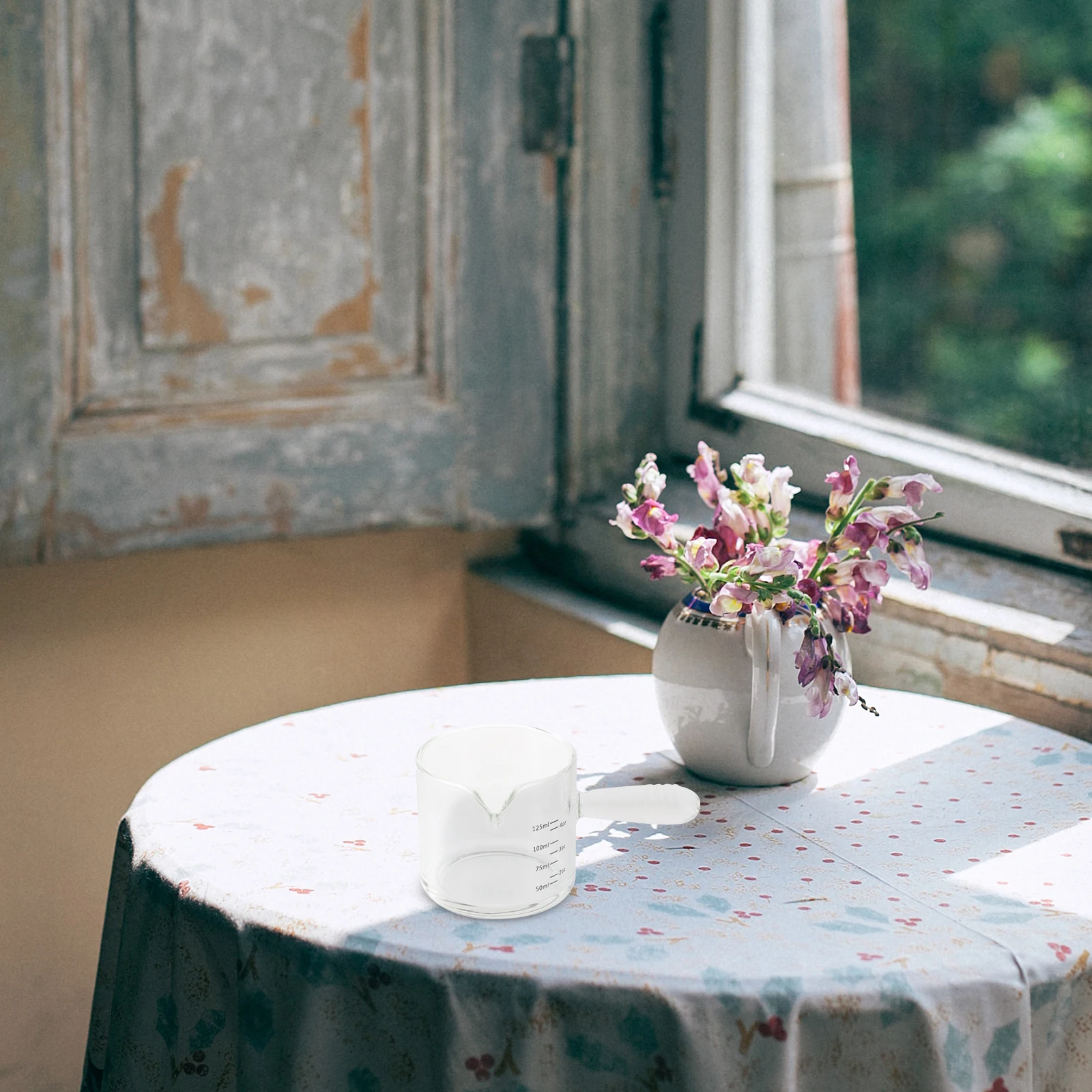 

Glass Measuring Cup with Double Spout Design Accurate Scale for Home Coffee Shop Use Transparent Milk Glass Cup Creamer