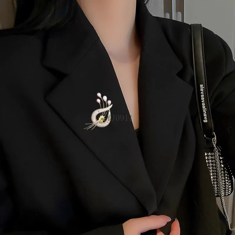 Брошь с пресноводным жемчугом, брошь с цирконом, элегантная брошь с темпераментом, модная булавка для костюма для пальто