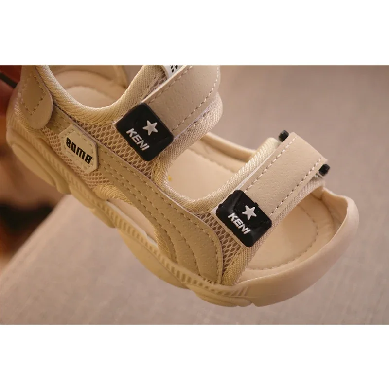 Summer new children barefoot sandals boy soft bottom beach shoes anti-kick protection head toddler functional sandals