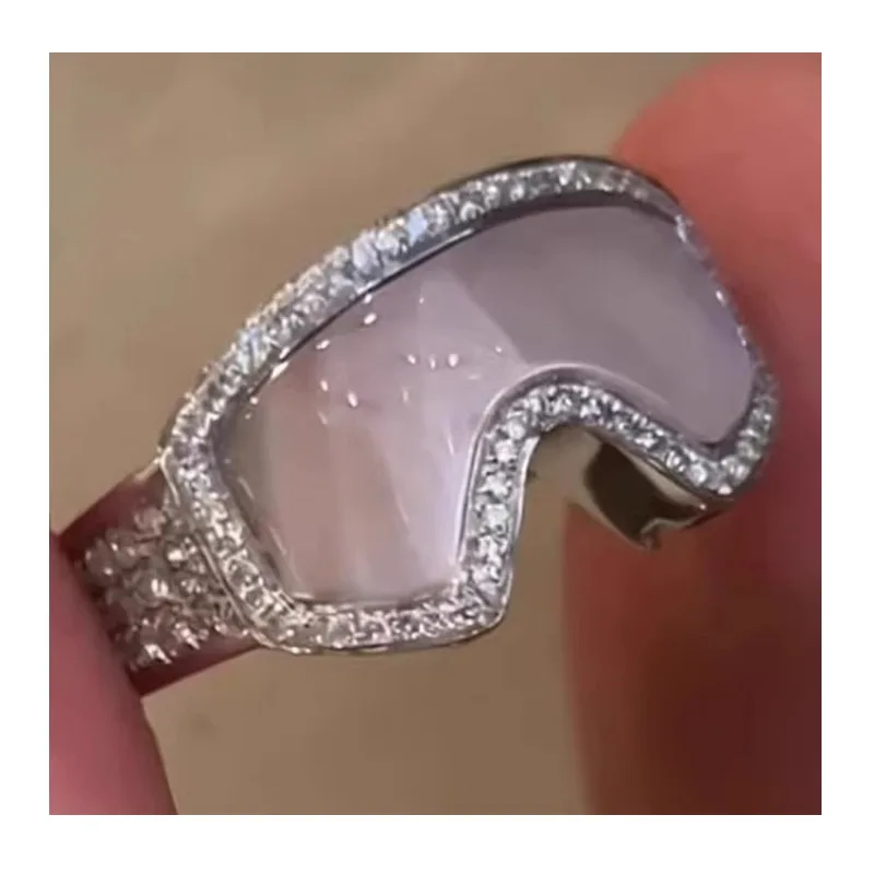 

Exquisite New Goggles Shape Three-color Ring Full of Diamonds Hemming Design Niche Personality Cool High-end Ring