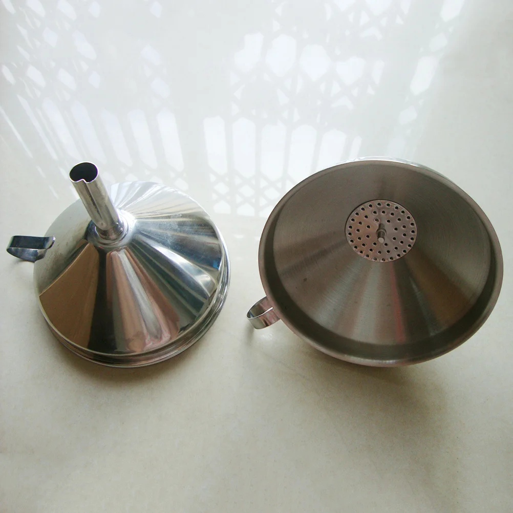 

Stainless Steel Funnel with Handle Narrow Stem Detachable Strainer for Transferring Liquid Fluid Dry Ingredients Powder