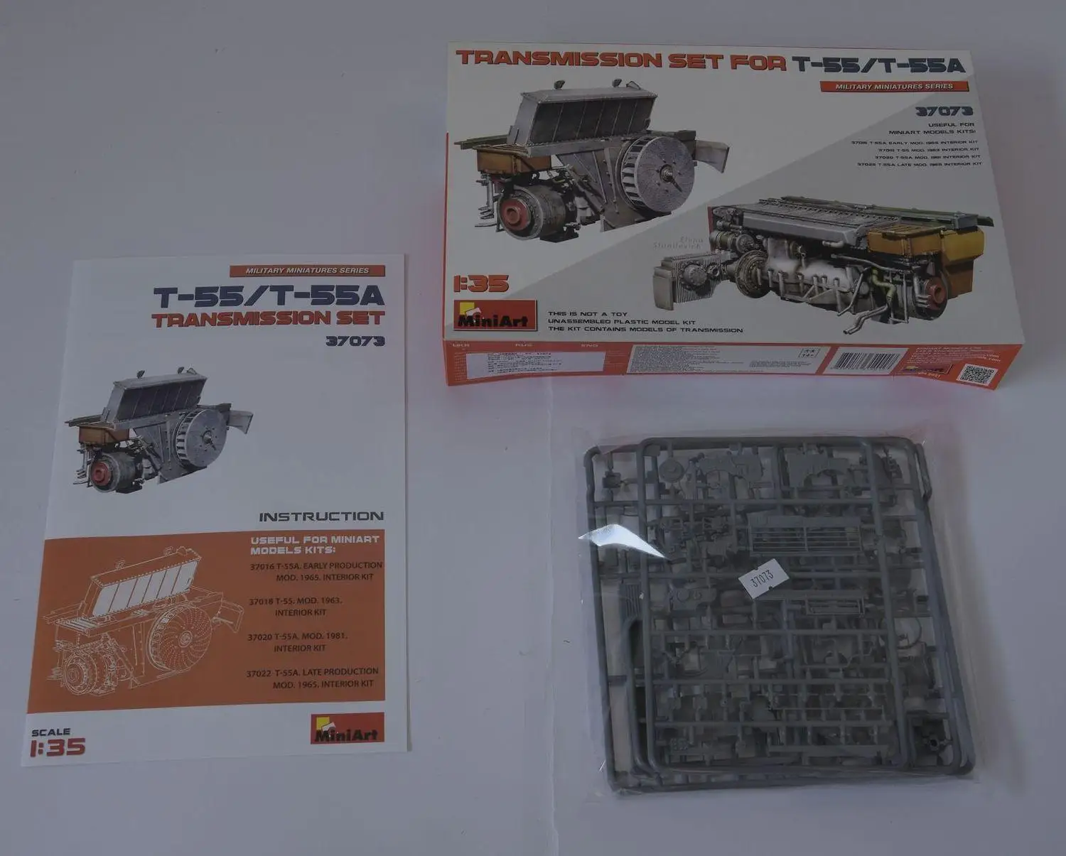 MiniArt 37073 1/35 Transmission Set for T-55/T-55A (Plastic model)