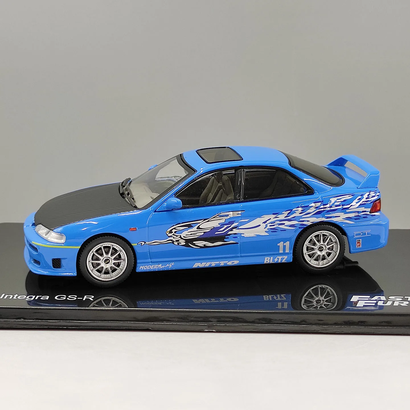 Diecast IXO 1:43 Scale Acura Integra GS-R Alloy Car Model