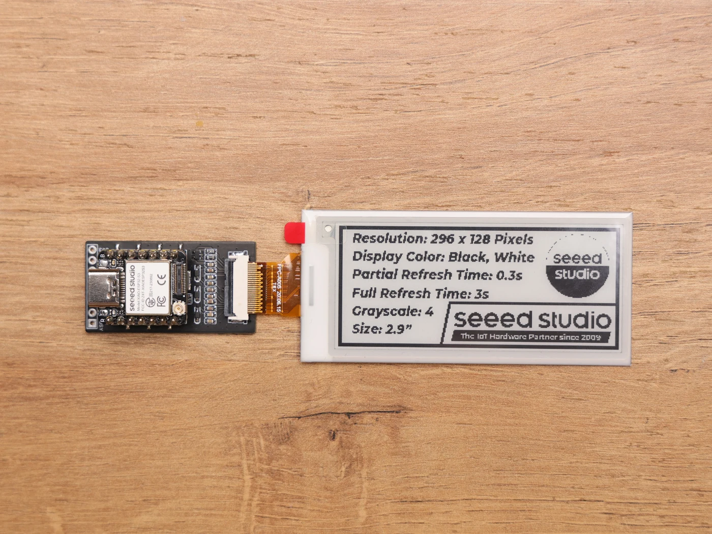 Seeed Studio ePaper Breakout Board - 24-pin FPC connection, additional 8-pin 2.54 header, compatible with Seeed Studio XIAO