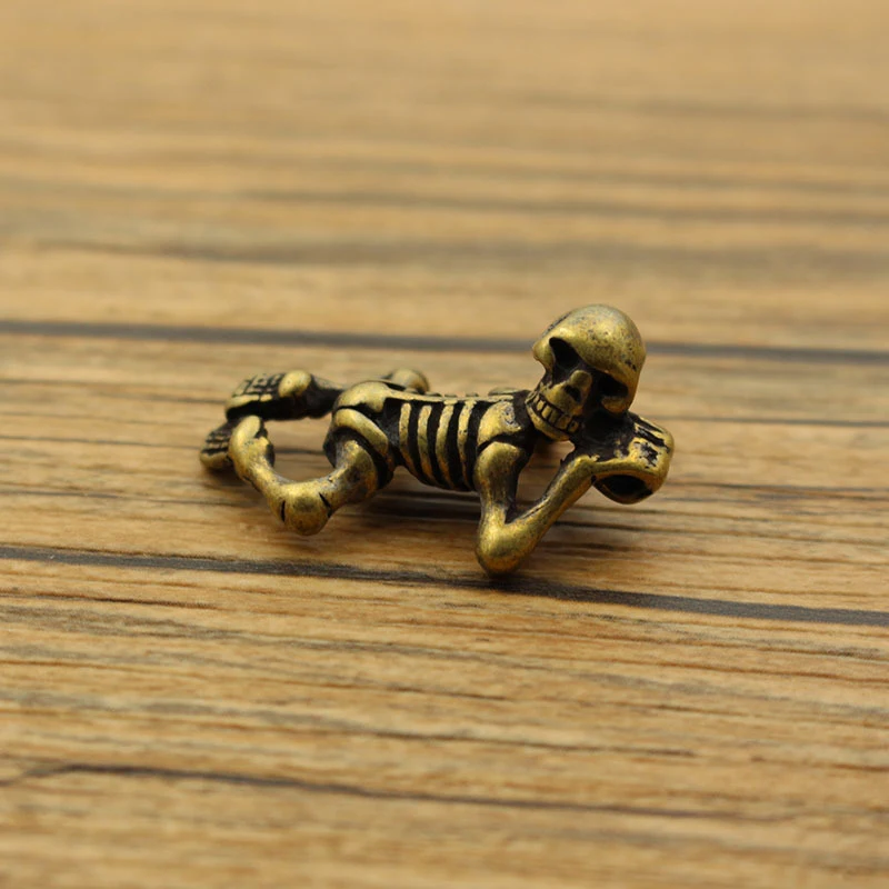 Mini Brass Skeleton Statue Creative Decorative Tabletop Decoration