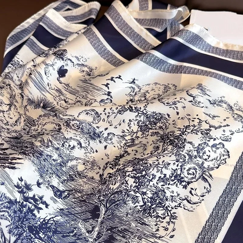 1pcs  Vintage Plant Jungle Printed Square Scarf Women Soft Simulated Silk Versatile Headwear Bag Clothing Decor Accessory