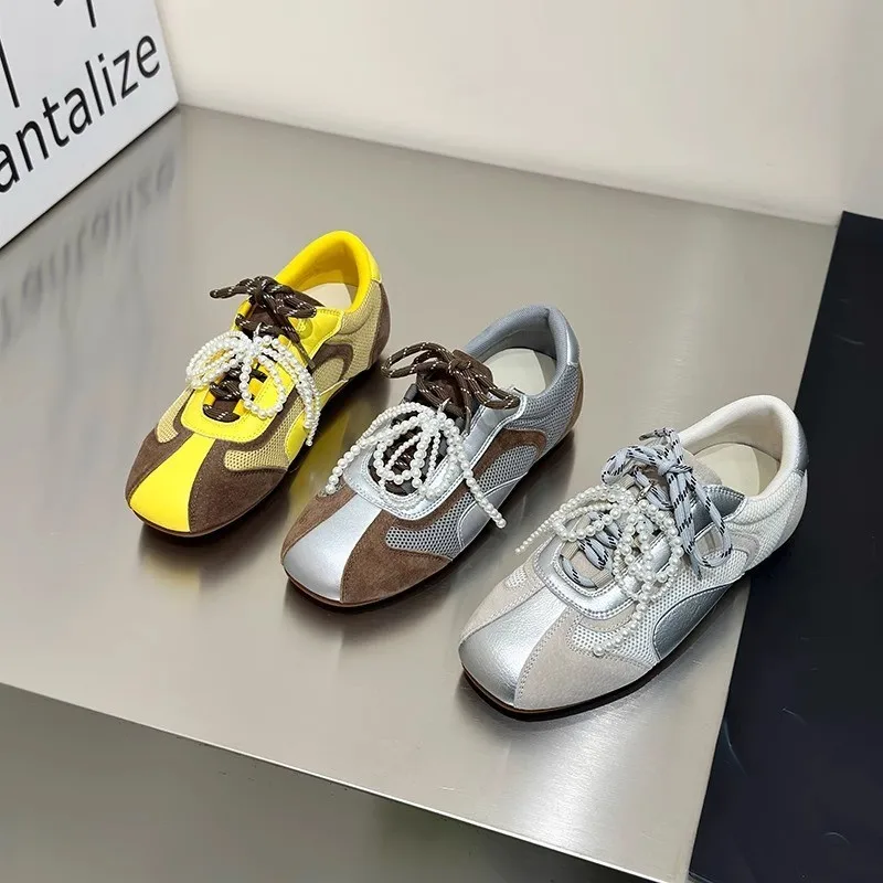

2025 Spring Two-tone Training Shoes for Women with Soft Soles, Beaded Bowknot Mesh Casual Shoes