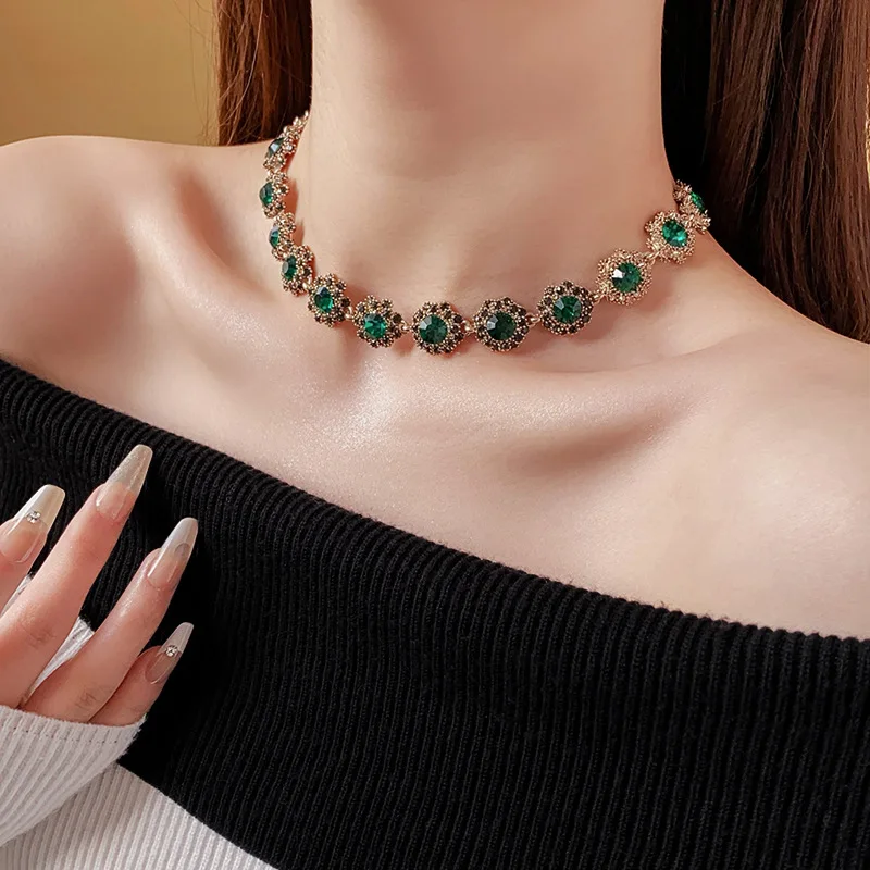 Rhinestone Green Circle Flower Necklace for Women Medieval Vintage Bracelet French Luxury Dainty Earrings Jewelry Sets Wholesale