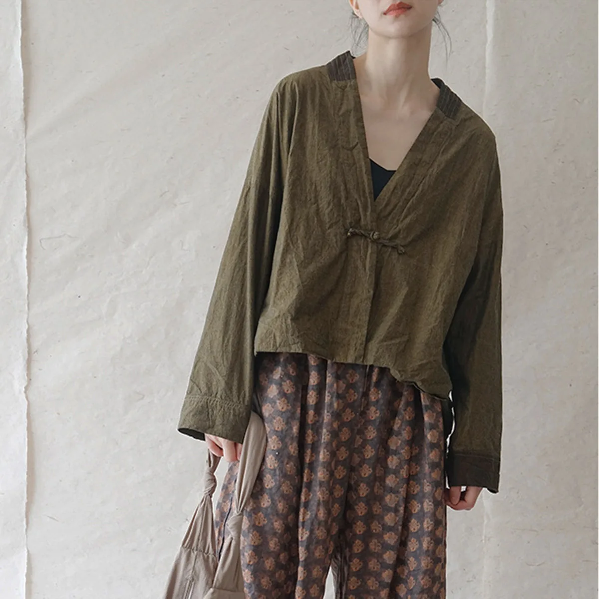 

Woven Cotton Short Jacket Wrap Front Women's Long-Sleeved Chinese-style Retro Hanfu V-neck Patchwork Loose Outwear Spring Autumn