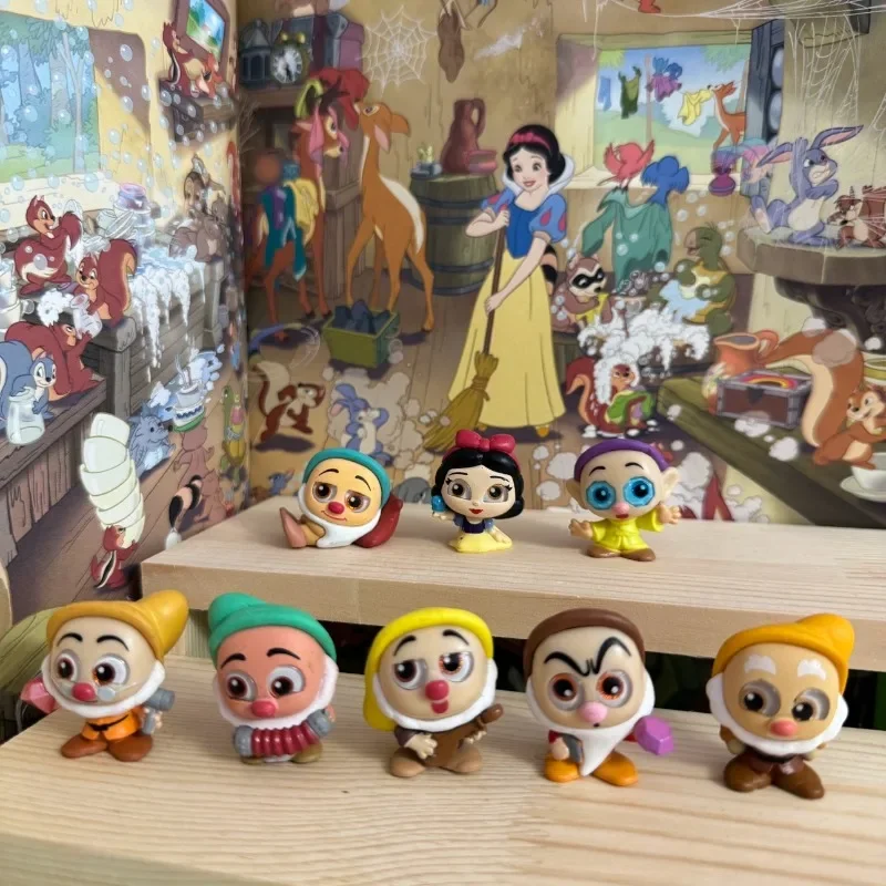 Disney Doorables Cute Snow White and The Seven Dwarfs Kawaii Big Eyed Action Figure Model Toys Desktop Decoration Kids Gifts