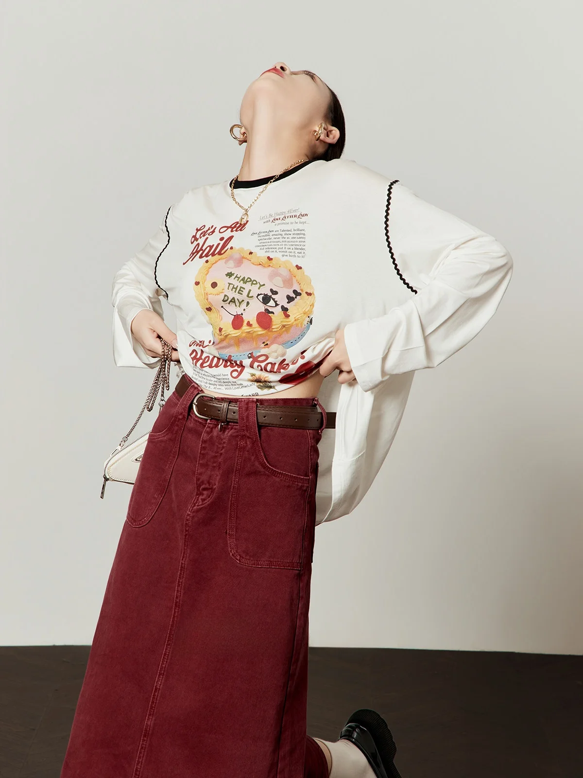 

Chic White Printed T-Shirt Women's Loose Casual Style Spring 2026 New Arrival Comfortable Long Sleeve round Neck Top