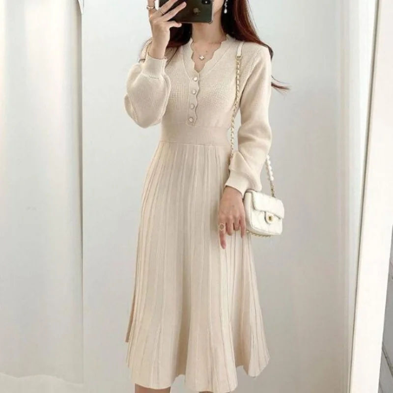 Women's Pleated Dress Long Sleeve Autumn New Fashion Korean Woman Sweater Knitted Dresses Elegant Skirt Midi Dress Beige Black