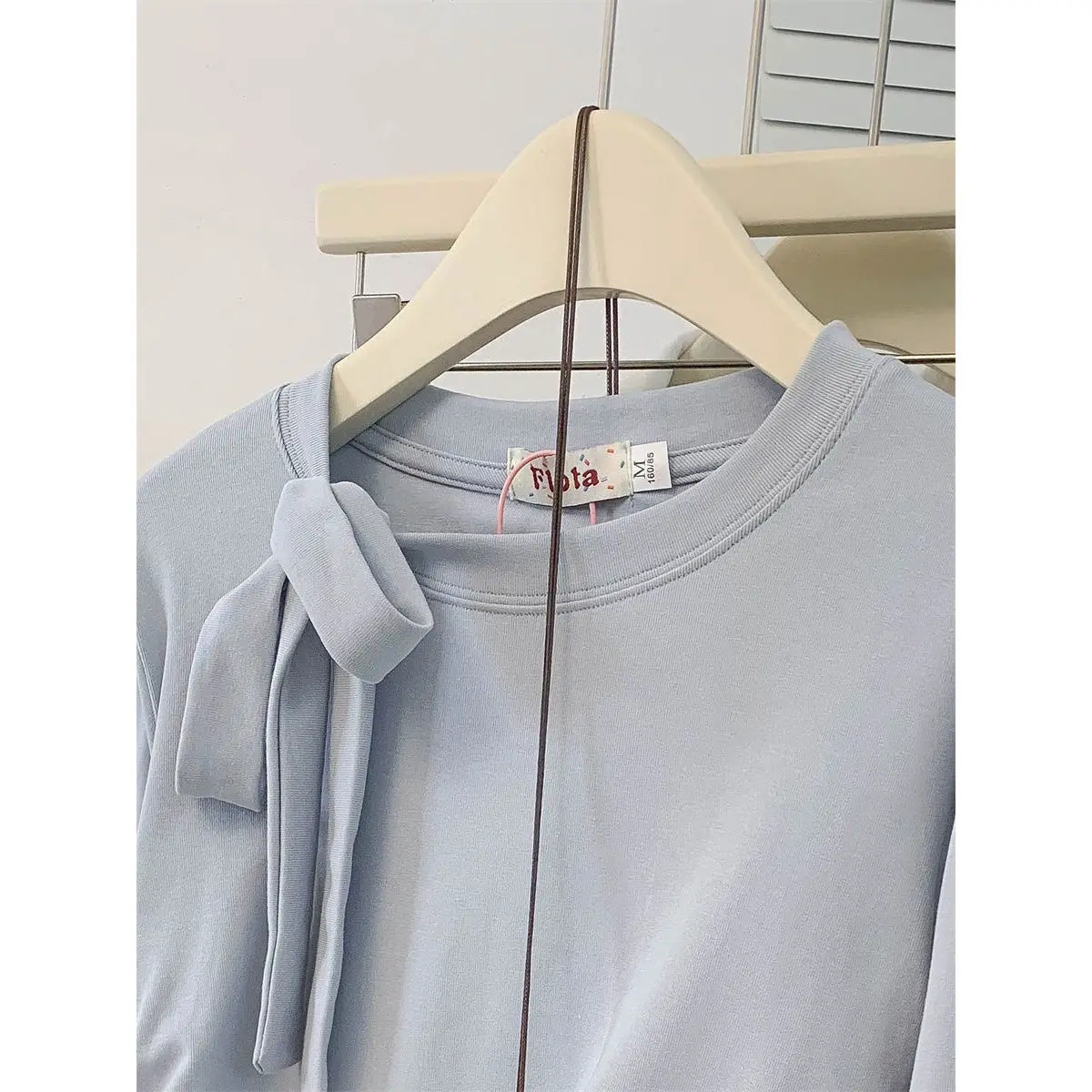 Korean Style Sweet Wind Tie  Knot Shoulder T-Shirt Women's New Design Slimming Top Cotton Polyester Elastic Fiber