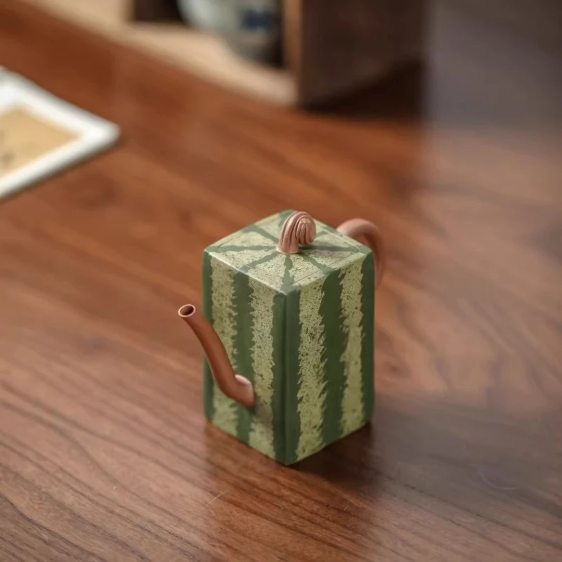 

Square watermelon set, purple clay pot, all handmade, thin tire, purple mud pulp 150cc famous high-end tea set