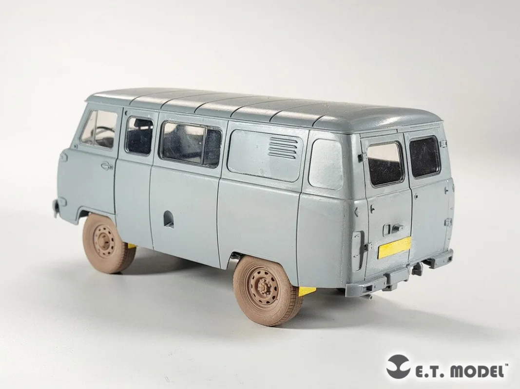 E35-319 1/35 Russian UAZ 3909 Military Van PE Set For Zvezda 3644 Kit