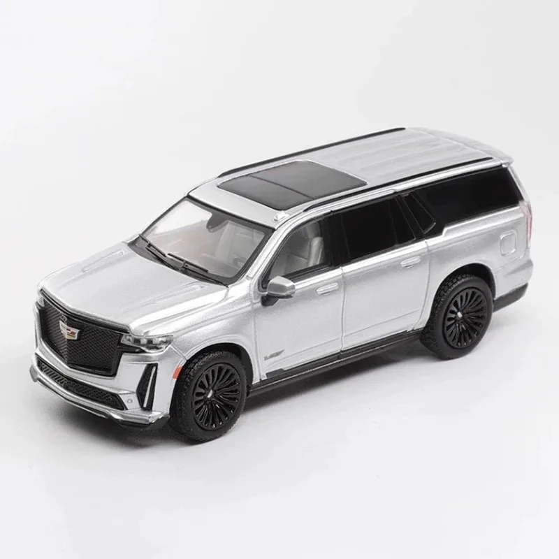 

Модель автомобиля Shadow Cadillac Escalade ESV 2023 в масштабе 1:64, литая, имитационная, статическая коллекционная модель, декоративная, праздничная игрушка, сувенир, подарок