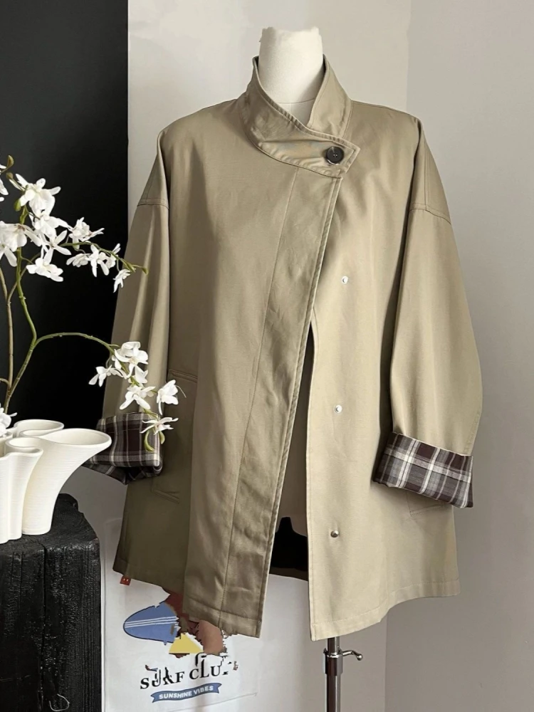 

Женское пальто в клетку, осень 2025, свободного кроя, стройнящее, модное, в британском стиле, с длинными рукавами, воротником-стойкой, средней длины