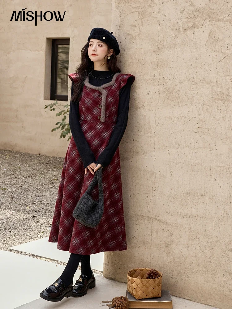 MISHOW French Red Plaid Dress For Women 2024 Autunmn Winter New Korean Vintage Sweet Slim Single Breasted Vest Dress MXD34L2065