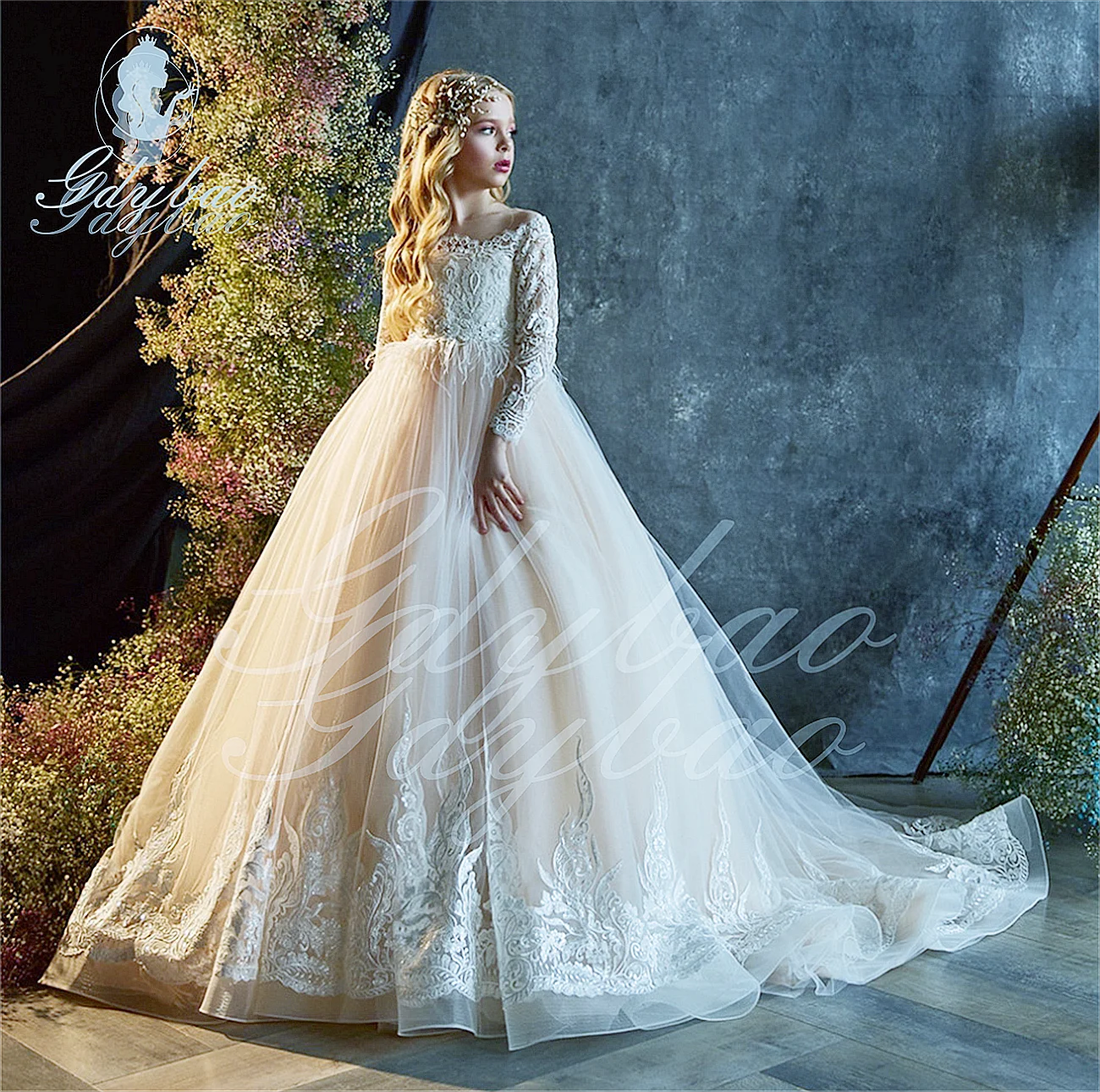 Robe de demoiselle d'honneur pour mariage, manches longues, tulle pelucheux, appliques à paillettes, robes de fête d'anniversaire chariste, robe élégante pour enfant, première année