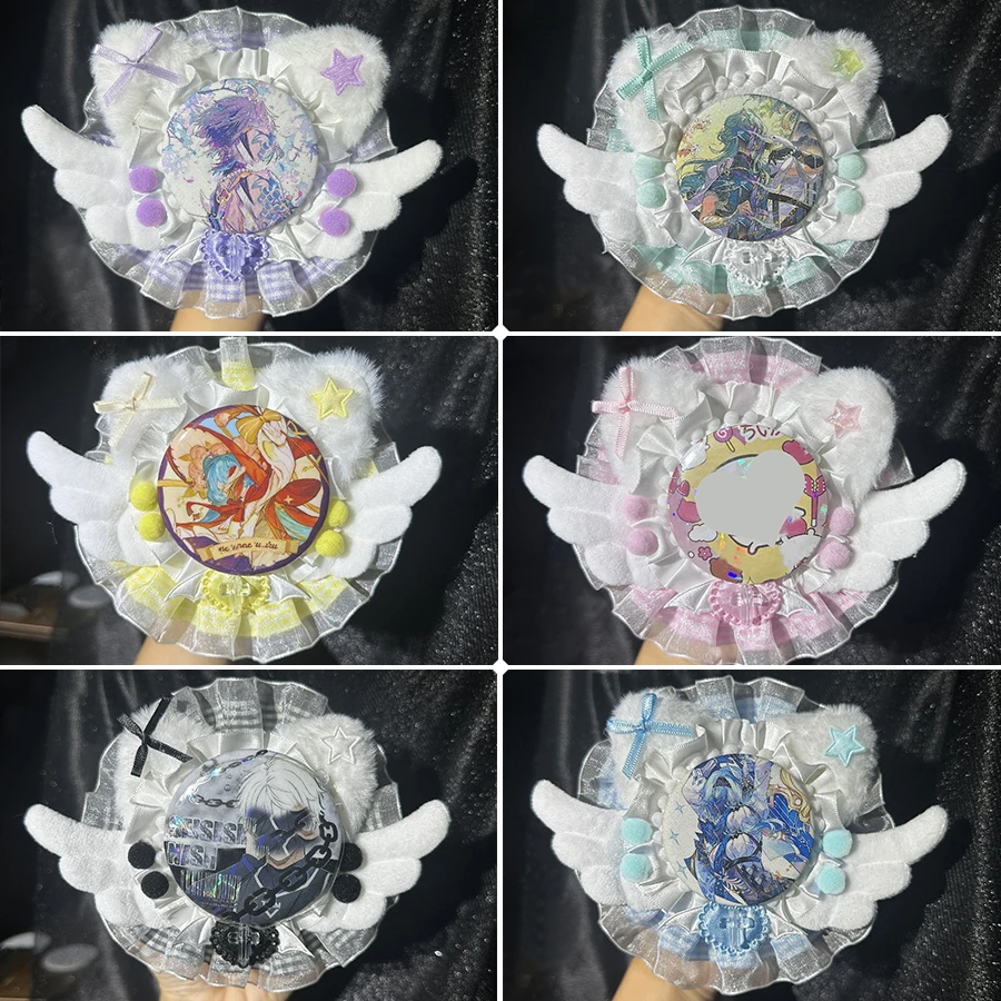 1 Piece Round Badge Display Stand, Angel Plush Wings Handmade DIY Anime Cartoon Game Character Badge Display, Fan Art Decoration for Ita Bags