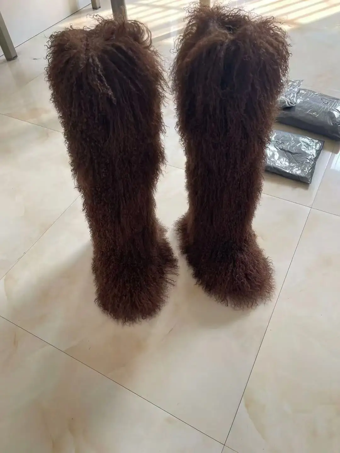 72cm Winter Boots Furry Shoes Women Fur Snow Boots Fluffy Warm Fur Wool Boots Plush Fashion Boots Ladies Mongolian Fur Boot