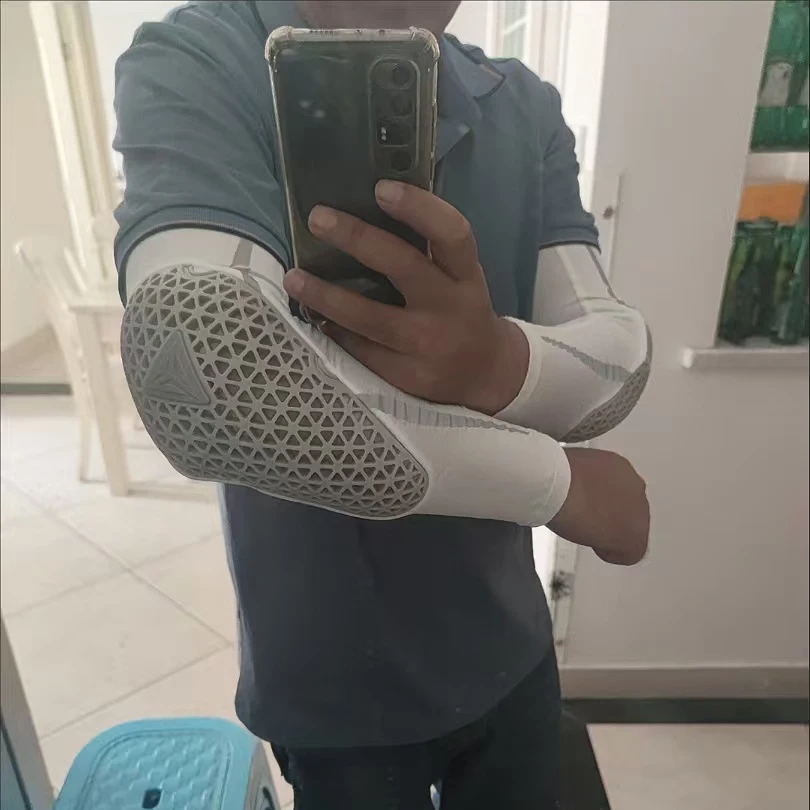 

Motowolf MTB Motorcycle Elbow Guards with Breathable Mesh & Anti-Slip Grip Durable Off-Road Bicycle E-Bike Armor for men & Women