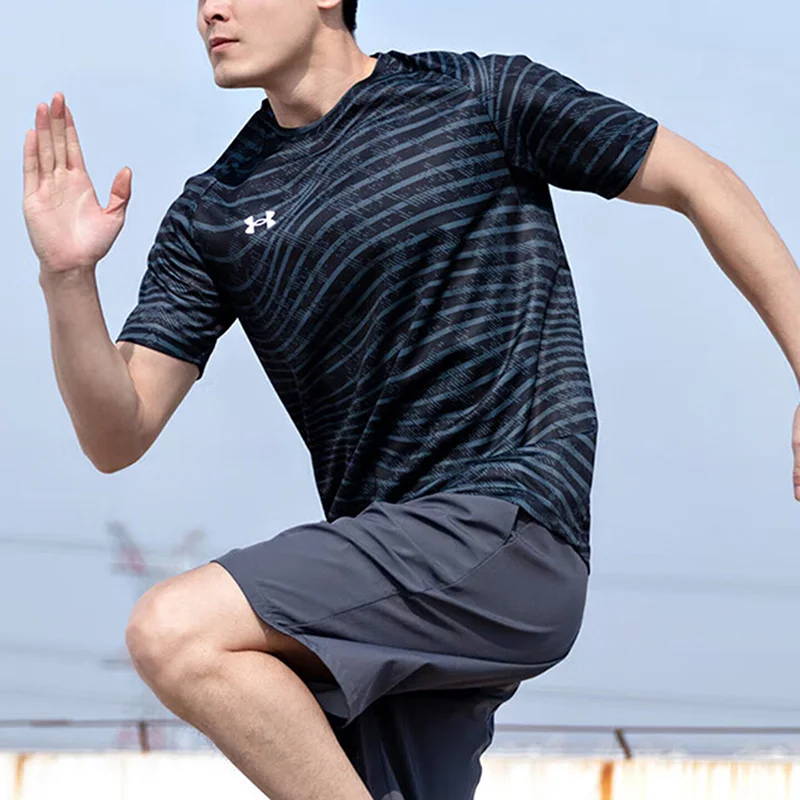 アンダーアーマー-メンズ-半袖-tシャツ-速乾性-通気性-ストライプ-スポーツ-ジム-tシャツ-ブラック-24500510-001