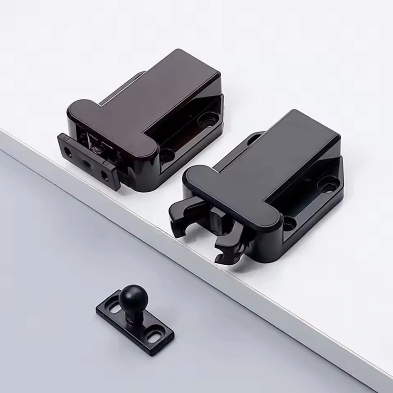 ตัวล็อคประตูตู้แบบไม่ใช้แม่เหล็ก 2/4/6 ชุด กดเพื่อล็อคและปลดล็อค อุปกรณ์เสริมสำหรับตู้เฟอร์นิเจอร์ ตู้เสื้อผ้า