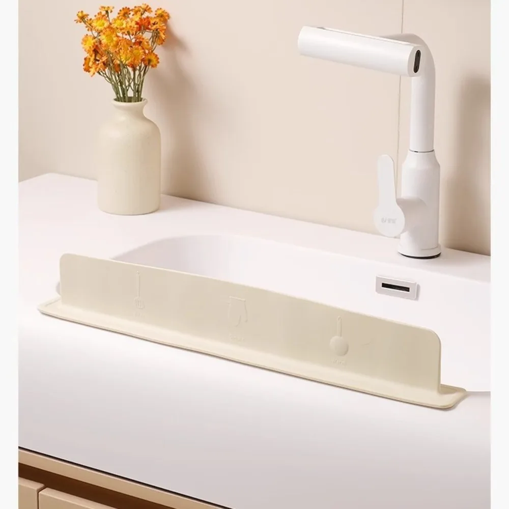

Waterproof Silicone Sealing Strip Kitchen Sink Water Splash Guard Washing Anti-water Splatter Screen Bar Kitchen Accessories