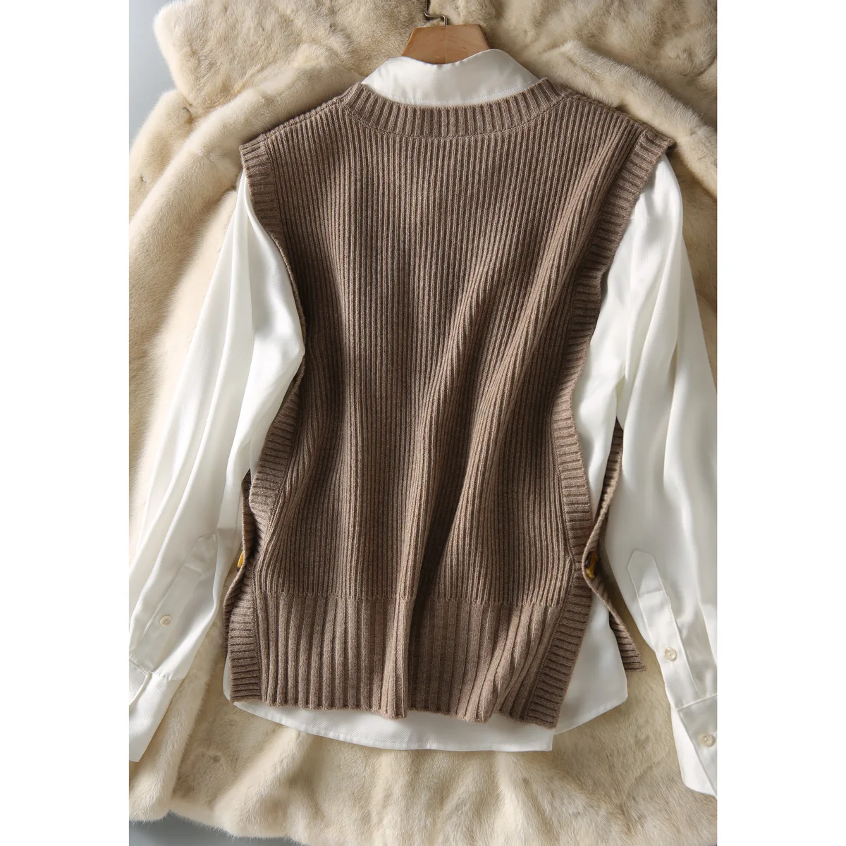 wool vest women's knitwear wool pullover sleeveless sweater half turtleneck women's top vest 2023 new