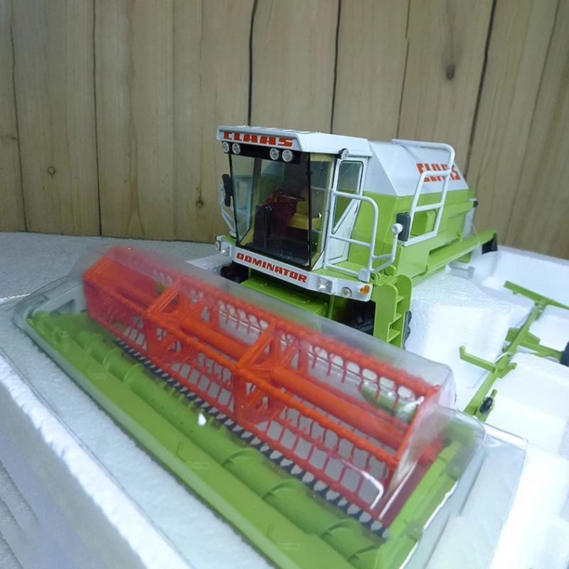 Diecast 1:32 Scale REP Claas Dominator 88 MAXI Alloy Harvester Farm Truck Model Finished Product Simulation Toy Collection Gift