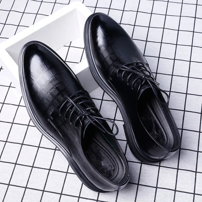 Fashion Breathable Black Wedding Shoes Decent Formal Mens Dress Shoes Spring 2023 Business Office Leather Shoes Male Hidden Heel