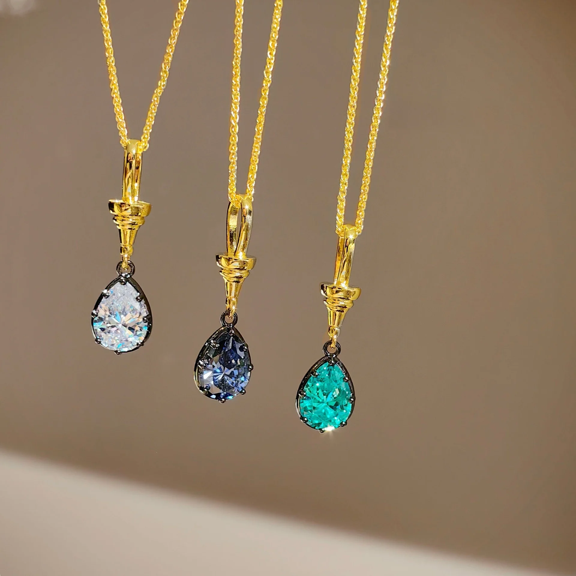Simple 925 Silver Square Diamond Redion Paraiba Pendant Water Drop Elliptical Sweet Cool Black Gold Clavicle Chain Female