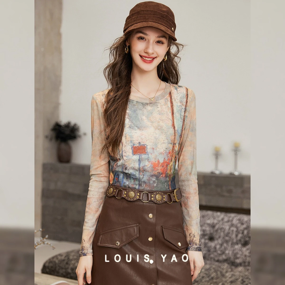 

LOUIS YAO New Elegant Print Long-sleeve T-shirt 2025 Autumn Top Slightly Stretchy Oil Painting Style Round Women's T-shirts