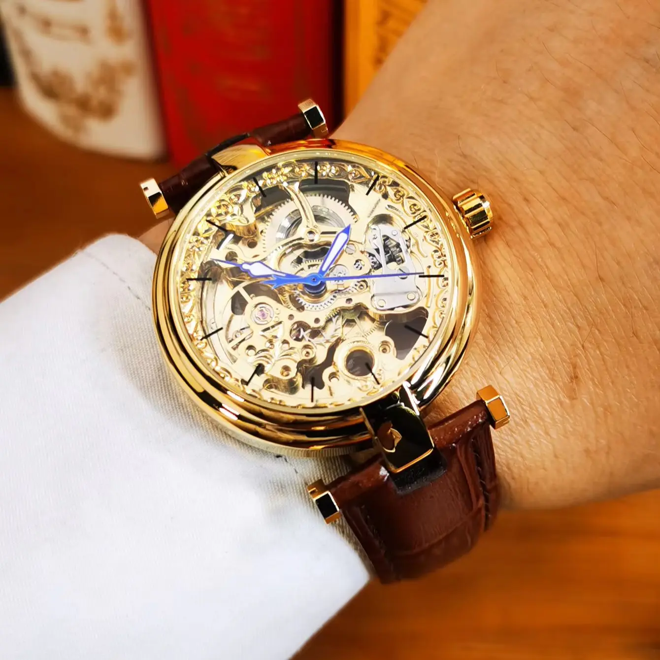 Forsining Royal Skeleton Mechanical Watch for Men Luminous Hands Casual Leather Strap Fashion Business Automatic Mens Watches