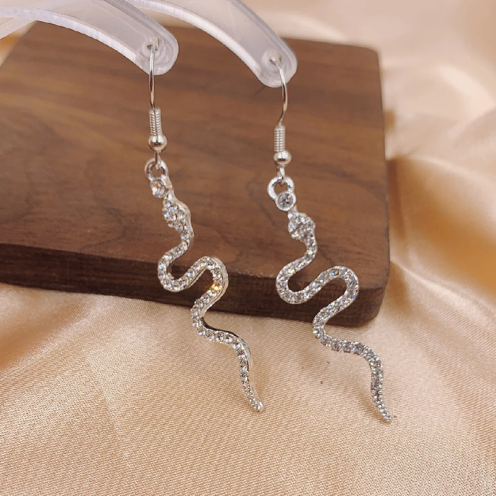 Pendientes colgantes con forma de serpiente, joyería para mujer y niña, regalos de amistad, novedad