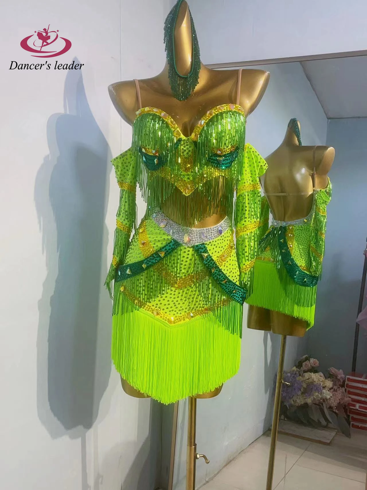 라틴 댄스 경연 대회 여성 하이 엔드 맞춤형 녹색 구슬 술 슬링 삼바 아트 공연 라인 석 드레스
